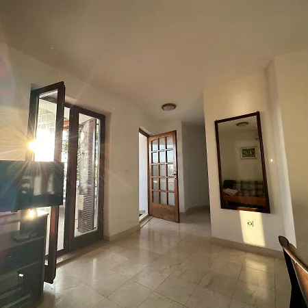 Apartament Porthos *