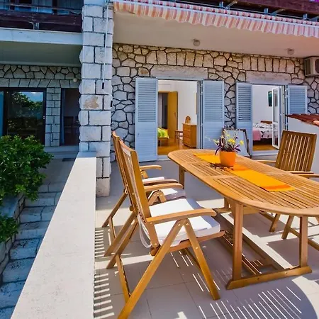 Apartament Porthos *