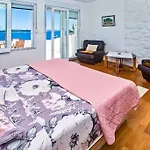 Porthos Apartment Hvar Town