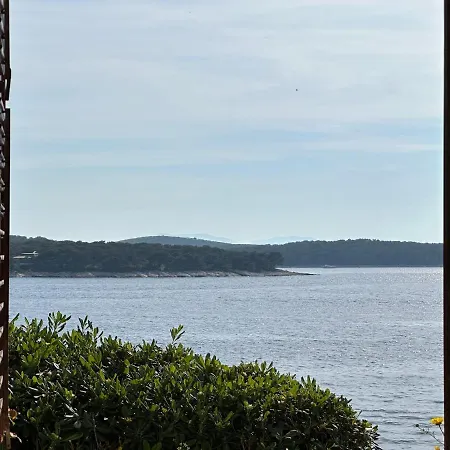 Porthos * Hvar Town