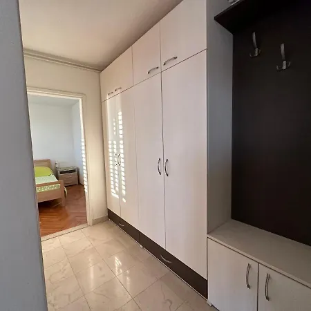 Apartment Porthos Hvar Town