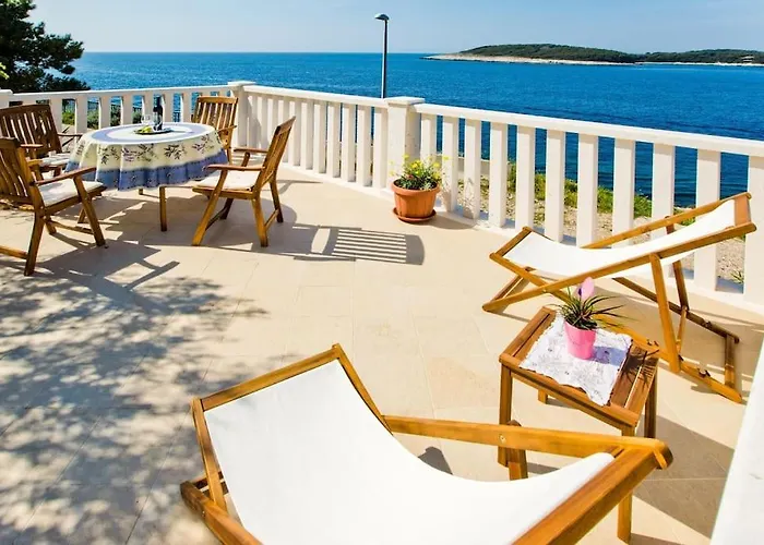 Porthos Апартаменты *