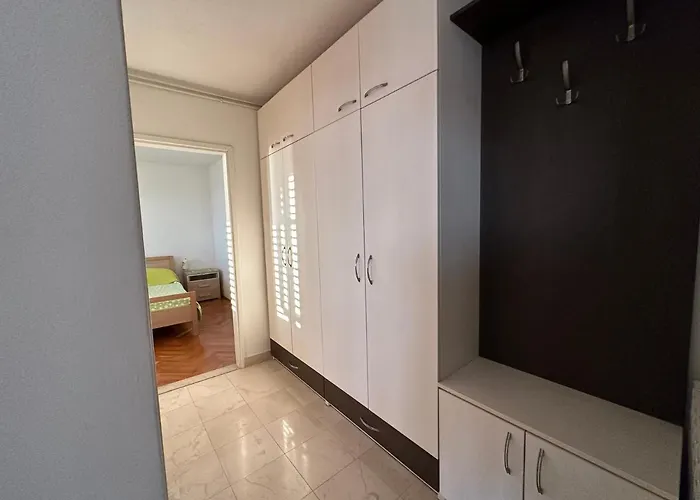 Apartment Porthos Hvar Town