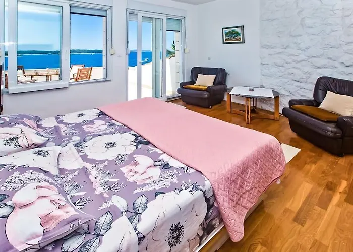 Porthos Apartment Hvar Town